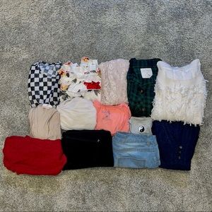 Box 1/2 56 piece clothing bundle